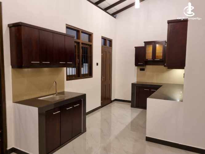 House for Sale in Piliyandala - House for Sale in Piliyandala - photo 7