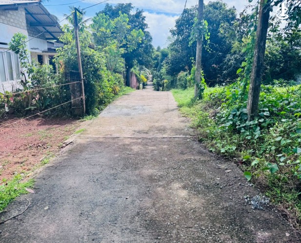 Land for Sale in Kalutara - Kalutara South, Duwa Temple Road. - photo 1
