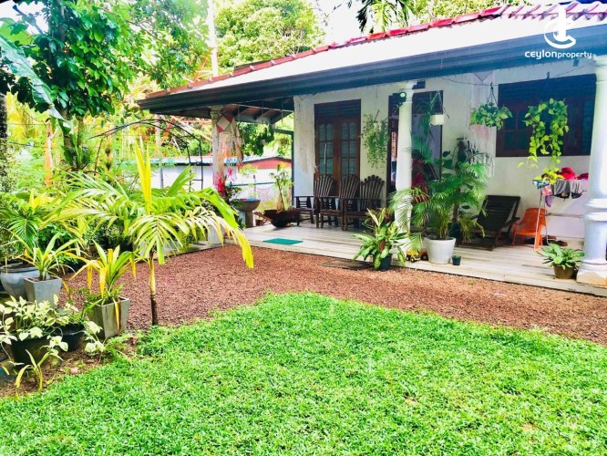 House for Sale in Unawatuna - House for sale in Unawatuna - photo 2