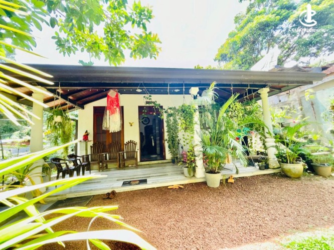 House for Sale in Unawatuna - House for sale in Unawatuna - photo 3