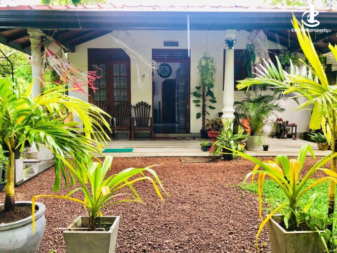 House for Sale in Unawatuna - House for sale in Unawatuna - photo 13