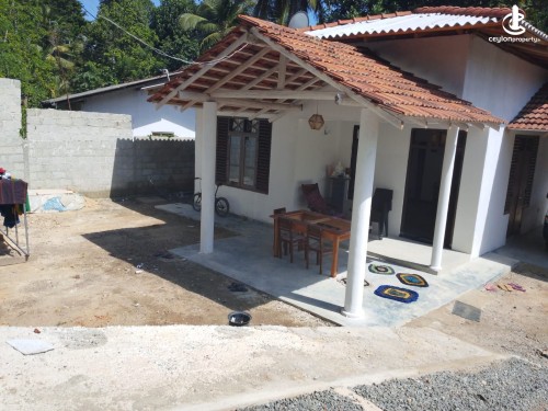 House for Sale in Dikkumbura - House for Sale in Dikkumbura
